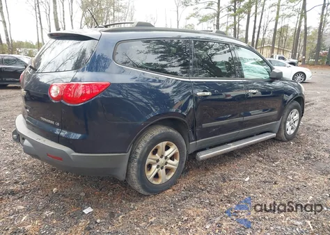 2012 Chevrolet Traverse Ls z USA, uszkodzony, nr VIN 1GNKREED6CJ302471